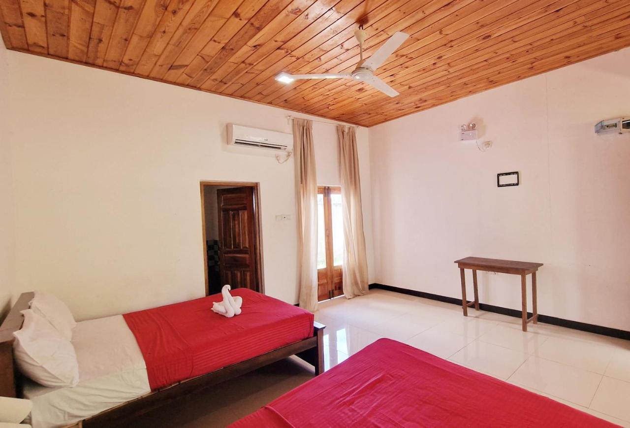 Italian Guest Hotel Trincomalee Luaran gambar