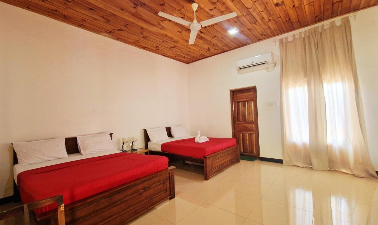 Italian Guest Hotel Trincomalee Luaran gambar