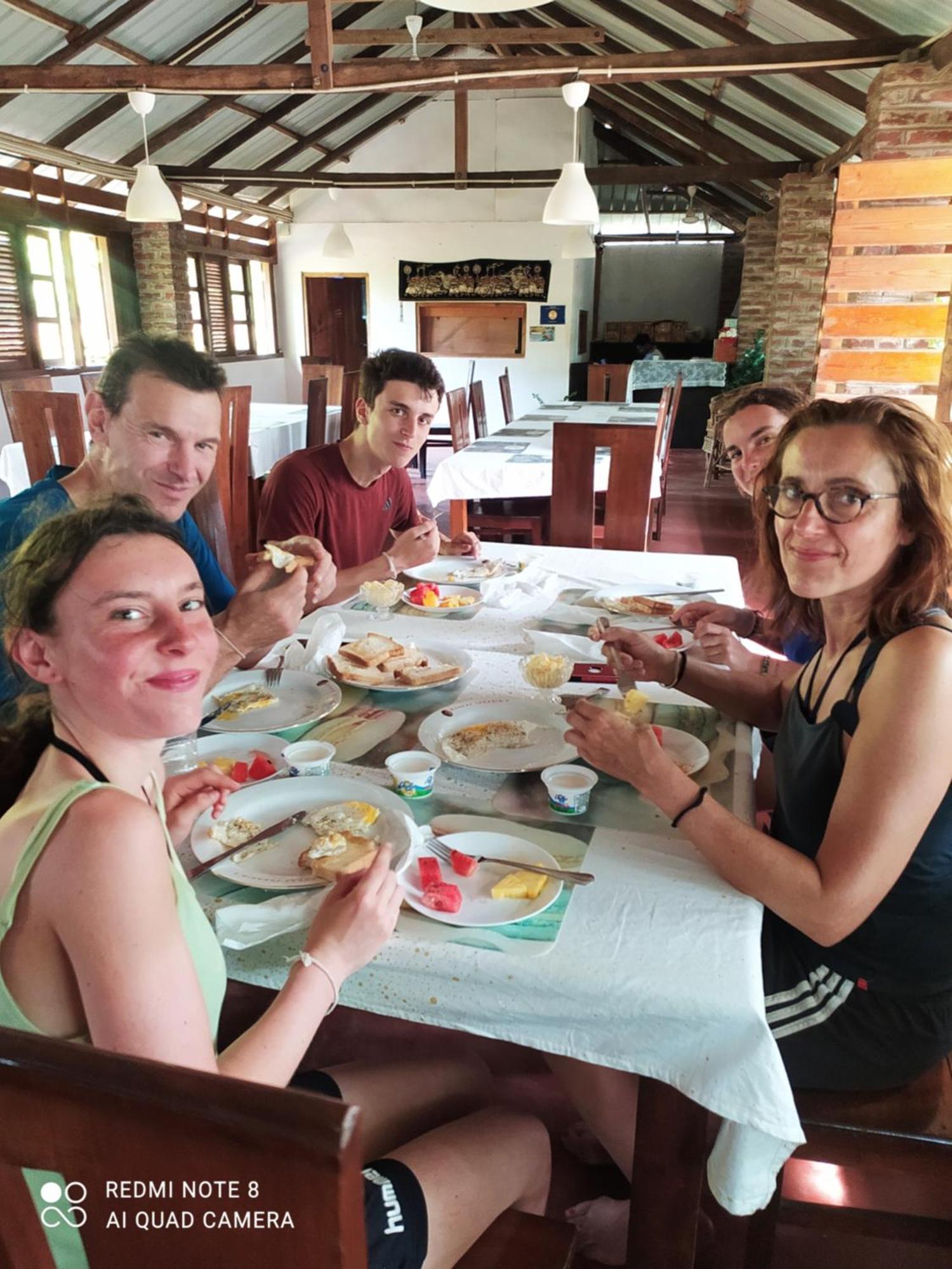 Italian Guest Hotel Trincomalee Luaran gambar